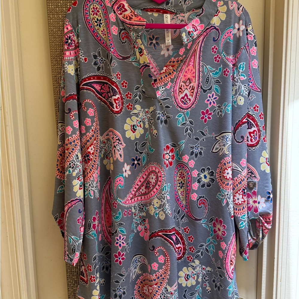 Scarlett Gray and Pink Graphic Tunic with 3/4 Sleeves